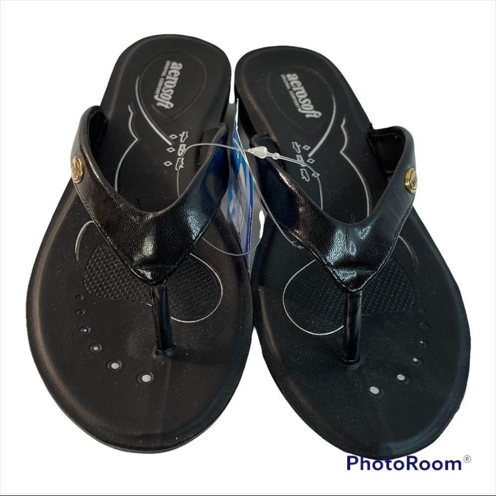 womens aerosoft black slip on thong sandals flip flop eu 39 us 8.5 logo